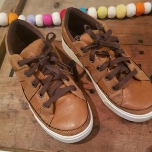 Ugg boys leather shoes.